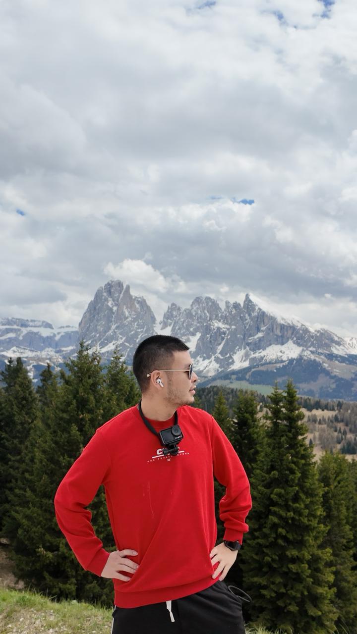 Steve in front of the Dolomites